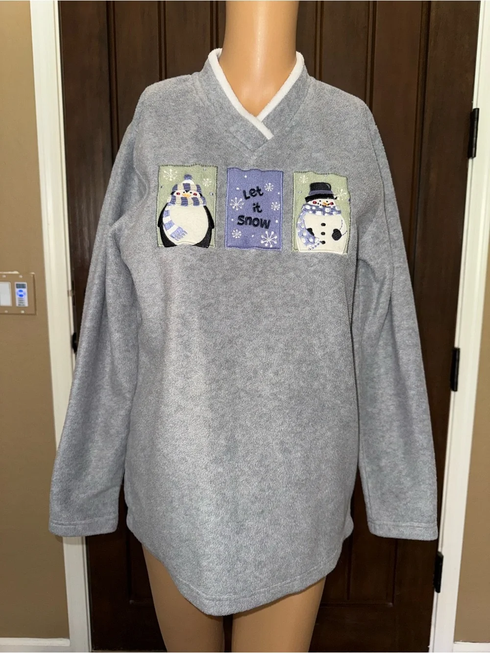 Christmas In July- Gray 'Let It Snow' Snowman Pullover Sweatshirt Small